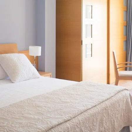 Clipper - El Delfin - Platja De Pals 4*