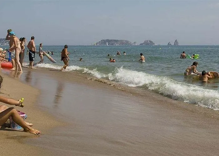 Clipper - El Delfin - Platja De Pals Hotel