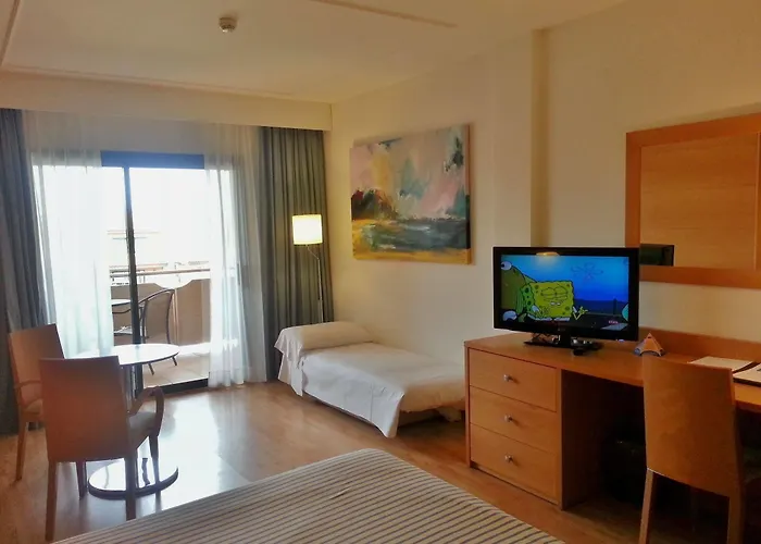 Clipper - El Delfin - Platja De Pals 4*