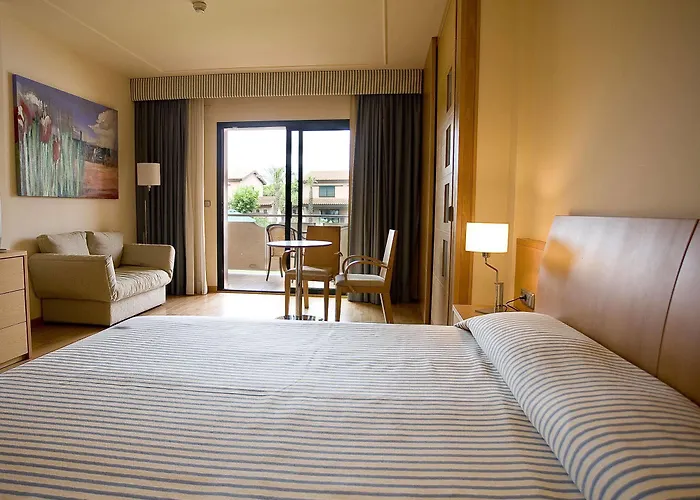 Hotel Clipper - El Delfin - Platja De Pals 4*